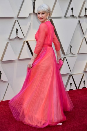  Helen Mirren 2019 Oscars red carpet