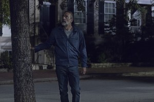  Jeffrey Dean مورگن as Negan in 9x09 'Adaptation'