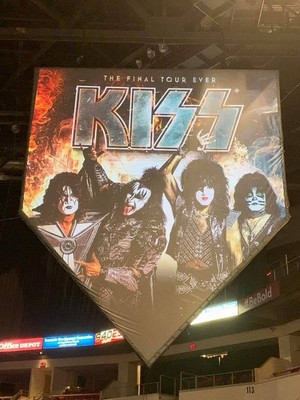  吻乐队（Kiss） ~Fresno, California...February 8, 2019 (Save Mart Center)