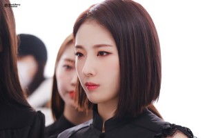 LOONA 'Butterfly' MV behind - Haseul