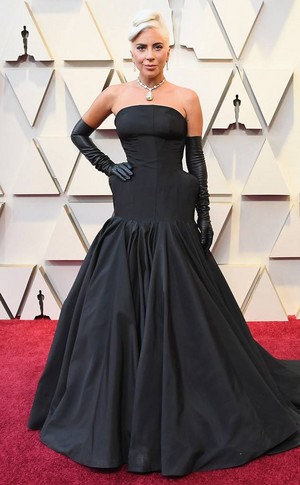  Lady Gaga 2019 Oscars red carpet
