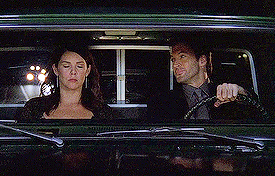  Luke, Lorelai and a car