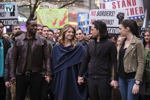  Supergirl - Episode 4.14 - Stand And Deliver - Promo Pics