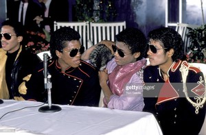  1983 Press Conference Victory Tour