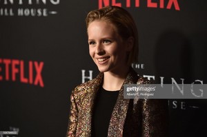  Netflix's 'The Haunting Of heuvel House' Season 1 Premiere
