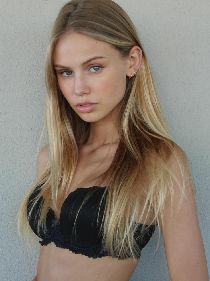 Sexy scarlett leithold Josie Canseco