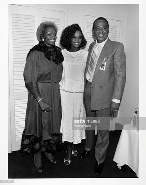 Whitney Houston And Her Parents