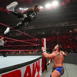 Raw 6/10/19 ~ Hawkins/Ryder vs The Usos vs The Revival