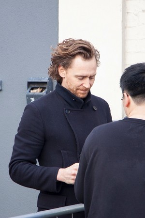  Tom Hiddleston at the stage door of Harold Pinter Theatre after performing Betrayal on May 21, 2019