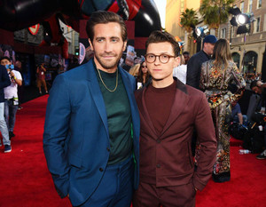  Tom Holland and Jake Gyllenhaal -Spider-Man: Far From halaman awal premiere in Hollywood, CA (June 26, 2019)