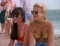 Brenda and Donna - beverly-hills-90210 photo