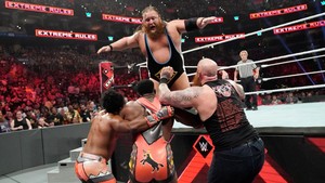  Extreme Rules 2019 ~ SmackDown Tag Team Championship Match