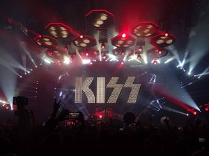  किस ~London, England...July 11, 2019 (The O2 Arena)
