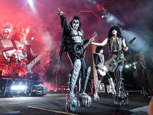  Kiss ~Noblesville, Indiana...August 31, 2019 (Ruoff accueil Mortgage musique Center)