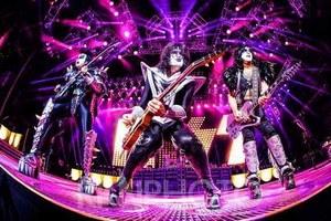  吻乐队（Kiss） ~St. Louis, Missouri...August 27, 2012 (Verizon Wireless Amphitheater)