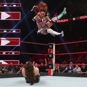 Raw 8/12/19 ~ Alexa Bliss/Nikki Cross vs The Kabuki Warriors