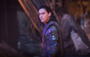  Tom Hiddleston behind the scenes of Infinity War