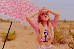  Yeri is a goddess in individual teaser imágenes for 'The ReVe Festival: día 2'
