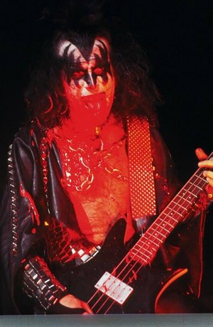 Gene ~Detroit, Michigan...January 20-21, 1978 (Alive II Tour)