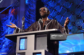 Isaac Hayes 2002 Rock And Roll Hall Of Fame Induction Ceremony