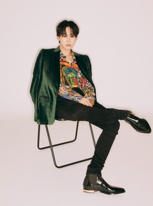 Jinwoo for GQ Korea October 2019 Issue