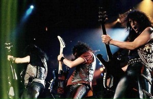  kiss ~Charlotte, North Carolina...October 23, 1992 (Charlotte Coliseum - Revenger World Tour)