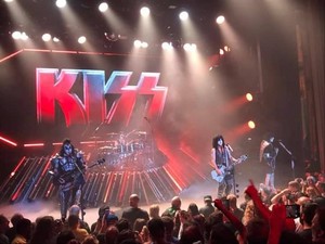 KISS KRUISE IX ~November 2, 2019 (electric show) 