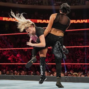  Raw 8/19/19 ~ Alexa Bliss/Nikki クロス vs Sonya Deville/Mandy Rose
