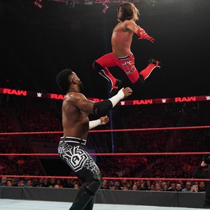 Raw 9/16/19 ~ Cedric Alexander/The Viking Raiders vs The OC
