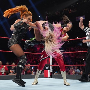  Raw 9/2/19 ~ Nikki Cross/Alexa Bliss vs Becky Lynch/Bayley
