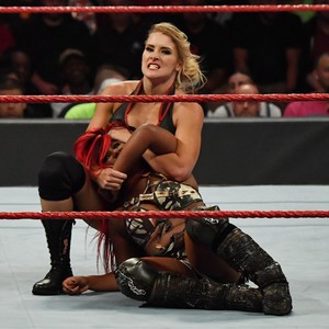 Raw 9/23/19 ~ Ember Moon vs Lacey Evans