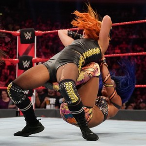 Raw 9/9/19 ~ Becky/Charlotte vs Sasha/Bayley