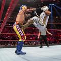 Raw 9/9/19 ~ Rey Mysterio vs Gran Metalik - wwe photo
