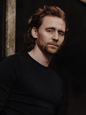  Tom Hiddleston, stars of Betrayal on Broadway (October 2019)
