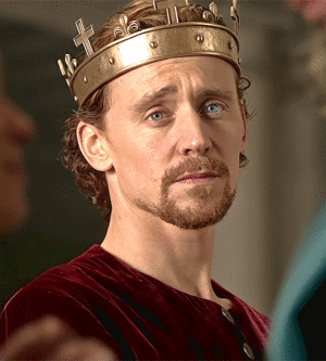  Tom in The Hollow Crown - Henry V (2012)