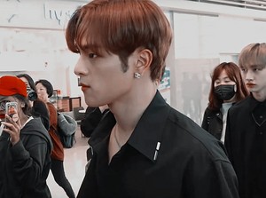  Woojin at the airport