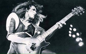  Ace ~Long Island, New York...December 31, 1975 (Nassau Veterans Memorial Coliseum - Alive Tour)