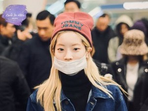 Dahyun at the Airport