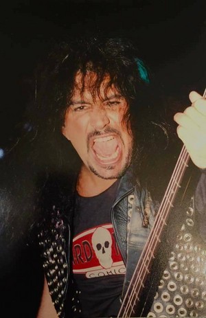  Gene ~Denver, Colorado...December 6, 1992 (Revenger Tour)