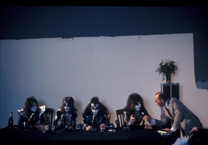 KISS (NYC) April 9, 1976 (Destroyer Photo Session-Press Conference Mothers Studio)