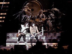  kiss (NYC) December 15, 1977 (Alive II Tour - Madison Square Garden)