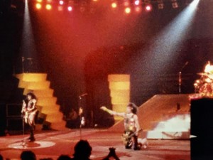  baciare ~Rockford, Illinois...January 22, 1986 (Asylum Tour)