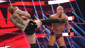  Raw 10/14/19 ~ Aleister Black vs Eric Young