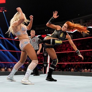 Raw 10/14/19 ~ Charlotte Flair vs Becky Lynch