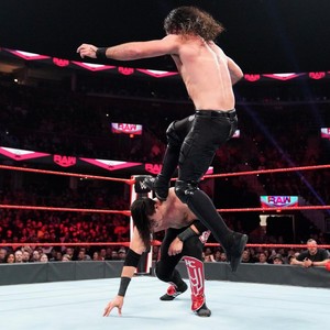  Raw 10/21/19 ~ Seth Rollins vs Humberto Carrillo