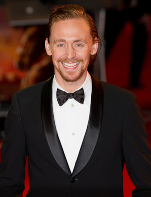  Tom Hiddleston at the UK premiere of ‘War Horse’ at Odeon Leicester Square on January 08, 2012
