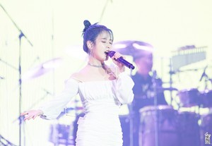  191109 2019 iu Tour show, concerto <Love, Poem> in Incheon