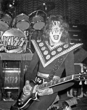  Ace ~Northampton, Pennsylvania...March 19, 1975 (The Roxy Theatre - Dressed to Kill Tour)
