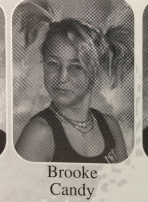  Brooke 糖果 As a Teen