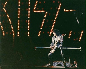  Gene ~Uniondale, New York...January 30, 1988 (Crazy Nights Tour)